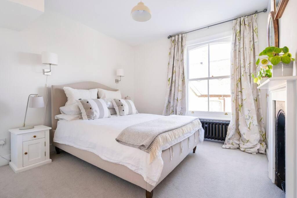 Boat House, Relax In A Whitstable Fisherman'S Cottage ภายนอก รูปภาพ